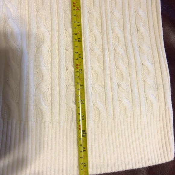 Talbots Cable Knit Turtleneck Sweater- size L - NWT - Picture 9 of 15